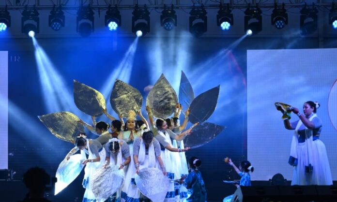 देवभूमि रजत जयंती उत्सव में सौरभ मैठाणी के गीतों ने बांधा शमा देवभूमि रजत जयंती उत्सव में सौरभ मैठाणी के गीतों ने बांधा शमा