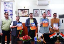 मुख्यमंत्री ने किया औद्योगिक विकास तथा सूक्ष्म, लघु एवं मध्यम उद्यम विभाग के शासनादेशों के संकलन का विमोचन मुख्यमंत्री ने किया औद्योगिक विकास तथा सूक्ष्म, लघु एवं मध्यम उद्यम विभाग के शासनादेशों के संकलन का विमोचन