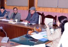 जिलाधिकारी ने चिकित्सा, स्वास्थ्य एवं परिवार कल्याण विभाग की समीक्षा बैठक ली जिलाधिकारी ने चिकित्सा, स्वास्थ्य एवं परिवार कल्याण विभाग की समीक्षा बैठक ली