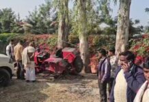 ट्रैक्टर और बाइक की जबरदस्त भिड़ंत, बाइक सवार और ट्रैक्टर चालक की मौत
