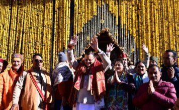 Video: बाबा केदार के दर पर CM धामी, राज्य की समृद्धि और सुख-शांति की कामना