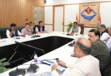 मानसून से पहले सड़कें होंगी गड्ढामुक्त, विभागों को 24×7 अलर्ट रहने के निर्देश: सीएस