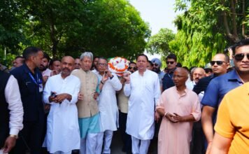 राजकीय सम्मान के साथ आज विदाई: भुवन चंद्र खंडूड़ी को सीएम धामी ने दी अंतिम श्रद्धांजलि