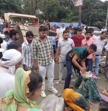 हरिद्वार हाईवे पर हादसा: बस-ट्रॉली की भिड़ंत, महिलाओं समेत कई घायल