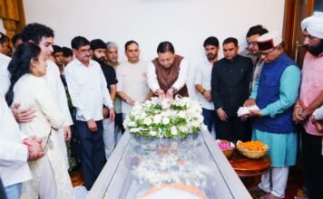 जसपाल राणा के निधन पर सीएम धामी का भावुक रुख, घर पहुंचकर जताया शोक