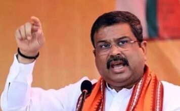 Dharmendra Pradhan Resign: धर्मेंद्र प्रधान ने अचानक छोड़ा पद, पीएम को भेजा इस्तीफा
