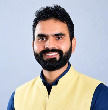 आखिरकार मिली राहत! दीपक बिजल्वाण और ग्रामीणों की मेहनत से लंबित पुल PMGSY को ट्रांसफर