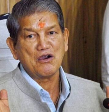सहयोगी पर ED रेड के बाद हरीश रावत ने छोड़े पार्टी के पद