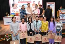बेटियों के सम्मान और सुरक्षा से ही सार्थक होगा कन्या पूजन: सीएम धामी
